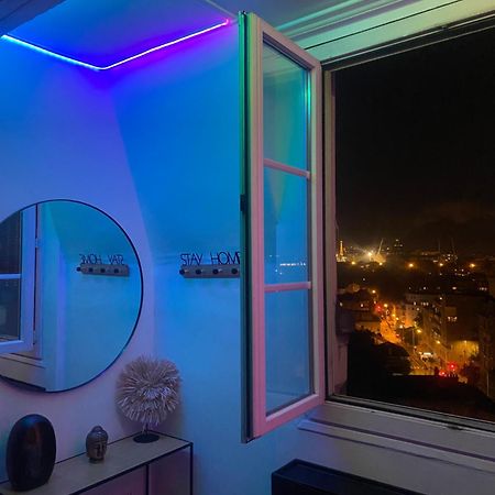 Appartement Vue Tour Eiffel Ligne 14 A Cote De Paris Gentilly Exterior foto